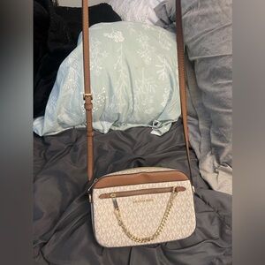 Michael’s kors crossbody